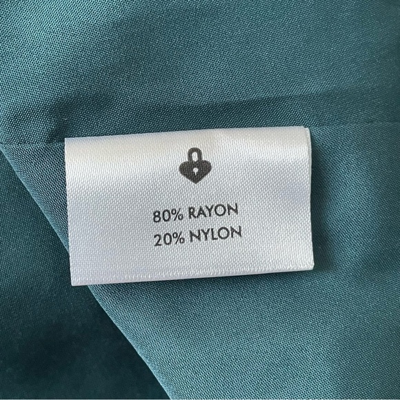 Emily Lovelock Green Plaid Velvet A-line Dress - 29596 - Picture 14 of 15